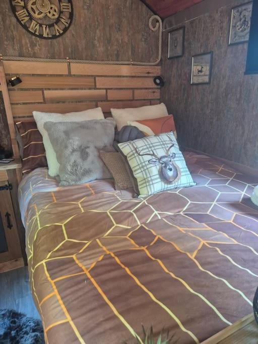 Spinney Retreats - 2 X Unique Shepherds Huts Dog Friendly Northampton Zewnętrze zdjęcie